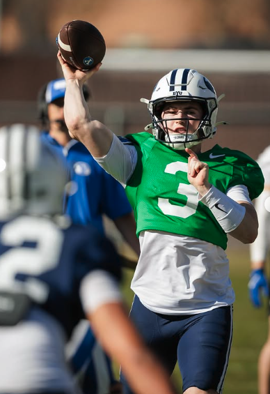 The $DUDE 📈 (@nikiped1a) on Twitter photo McCae Hillstead <a href="/mccaehillstead/">McCae Hillstead</a> is likely going to become a much more important topic for @BYUFootball over the coming months.
While digging through highlights of his '23 Fr. season at Utah State, I came back impressed with what I saw
Lets start this🧵off with a quick intro: McCae Hillstead <a href="/mccaehillstead/">McCae Hillstead</a> is likely going to become a much more important topic for @BYUFootball over the coming months.
While digging through highlights of his '23 Fr. season at Utah State, I came back impressed with what I saw
Lets start this🧵off with a quick intro: