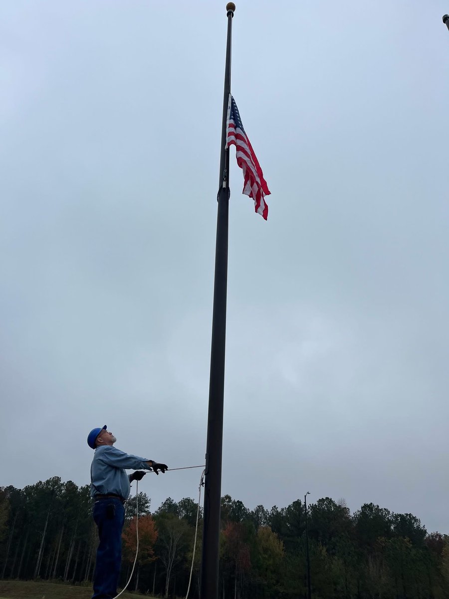 Arkema_Americas's tweet photo. From all of us at #ArkemaAmericas, we want to wish a safe and peaceful #MemorialDayWeekend for everyone observing, and we hope everyone has a great beginning of summer to follow. Thank you to the U. S. Military members who gave the ultimate sacrifice for this country.

#Arkema #MDW #Summer
