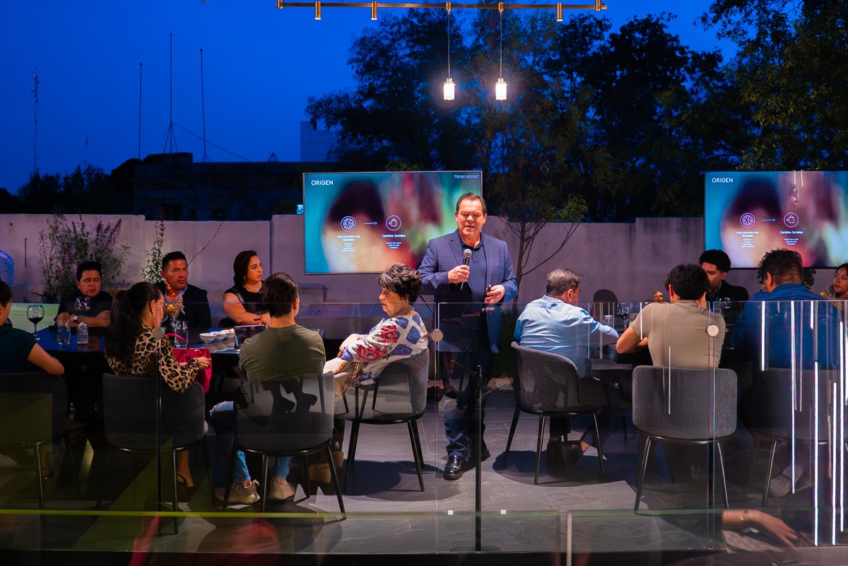 interceramicMX's tweet photo. El pasado 21 de mayo en Puebla vivimos #SinergiaFutura, una experiencia de Interceramic y Plataforma x COMIC que reunió a más de 120 invitados del mundo del diseño para hablar de innovación, sostenibilidad y futuro de los espacios.
#Interceramic #DiseñoMexicano https://t.co/UEk5j0ljHJ