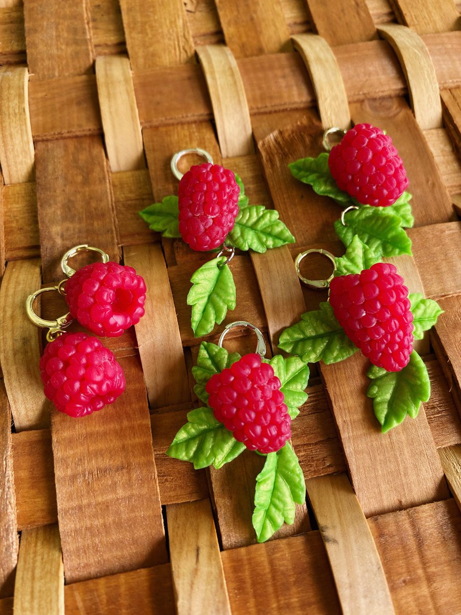 Summer Berries 🧺
Several new styles have hit the shop!

I spent weeks working on these handmade berries and I hope y’all love them as much as I do. More pictures and details are on my site.

cherryontopshop.bigcartel.com
