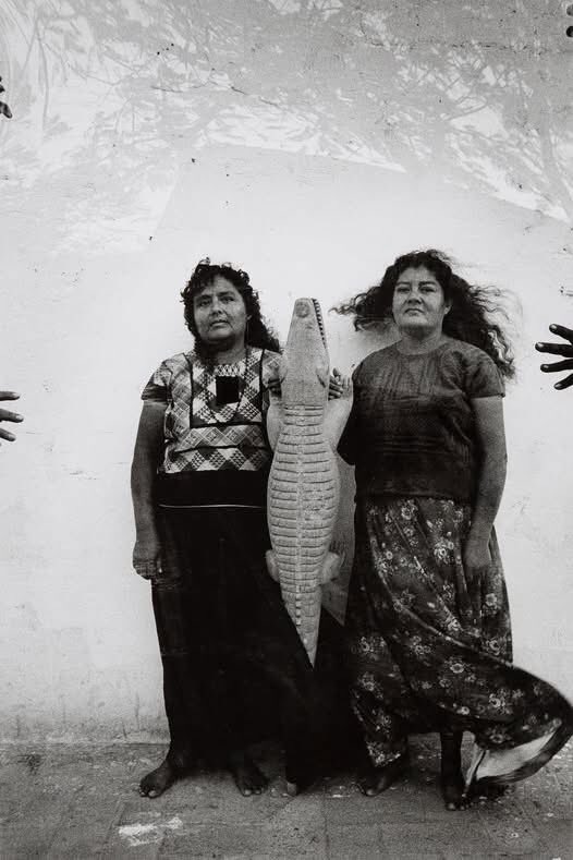 🛑#ULTIMAHORA Felicitamos a la fotógrafa mexicana Graciela Iturbide por ser galardonada con el Premio Princesa de Asturias de las Artes 2025 por su "mirada innovadora y dotada de una extraordinaria profundidad artística", según el jurado. ¡Enhorabuena!