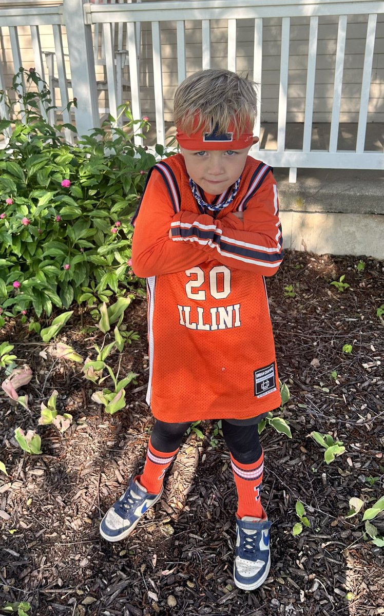 We know who the dawg’s gonna be at field day today at school <a href="/Ty_rodgers20/">Ty Rodgers</a>