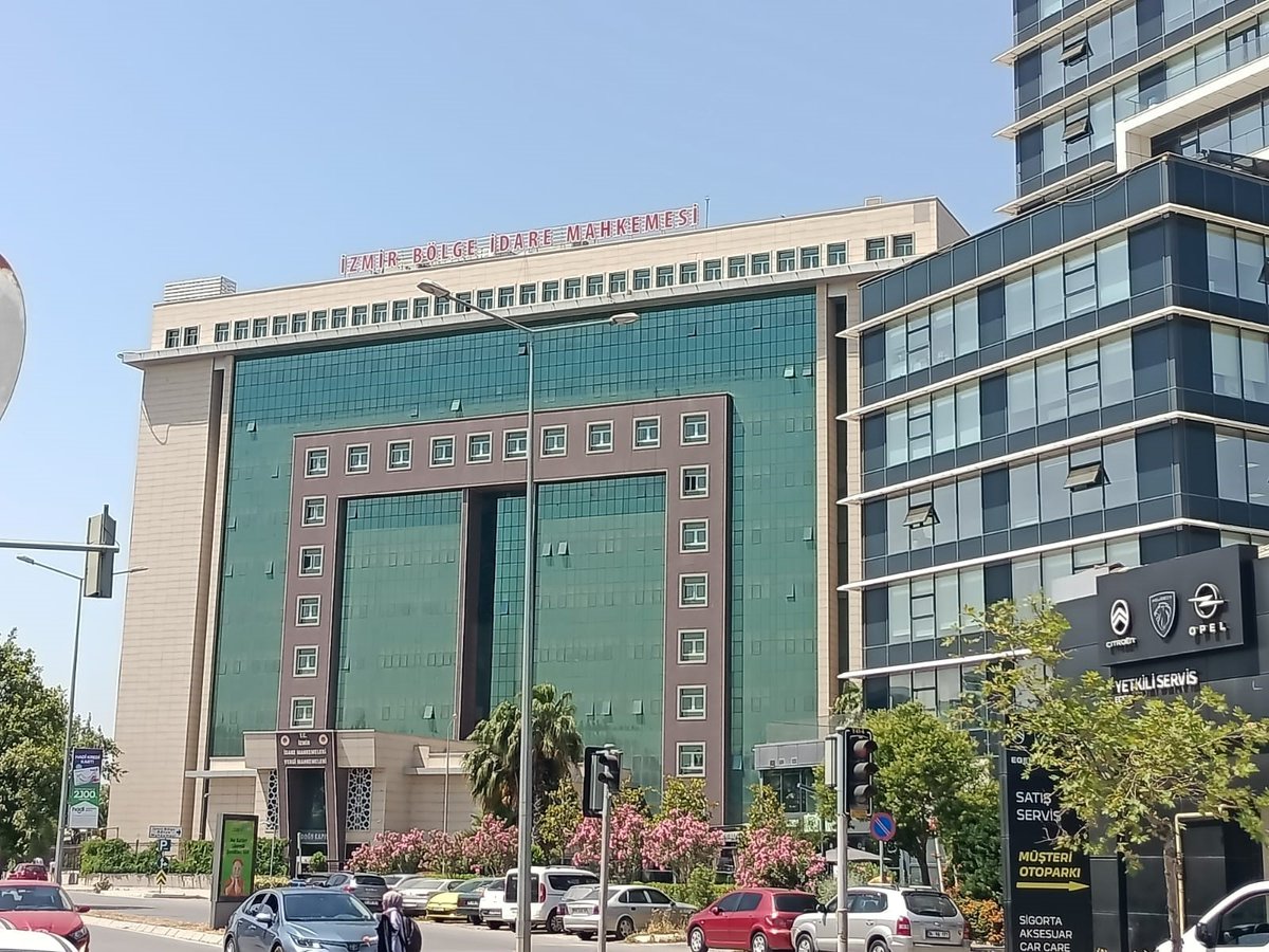 İzmir’de rüşvet operasyonu: İcra müdür yardımcısı ve katip tutuklandı urlamedya.com/izmirde-rusvet…