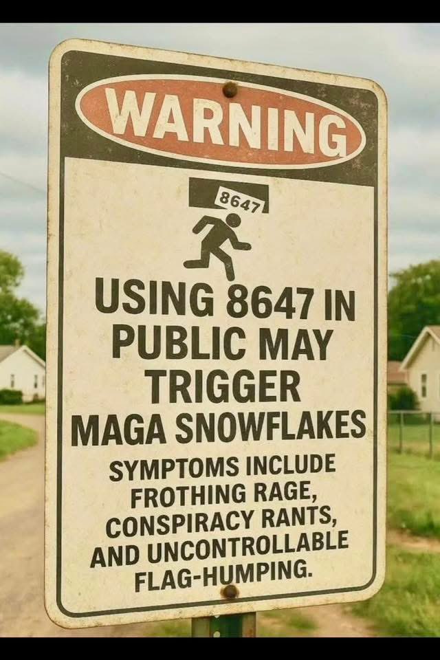 Pumpkin Spice Otter. (@benjiboybb2) on Twitter photo 