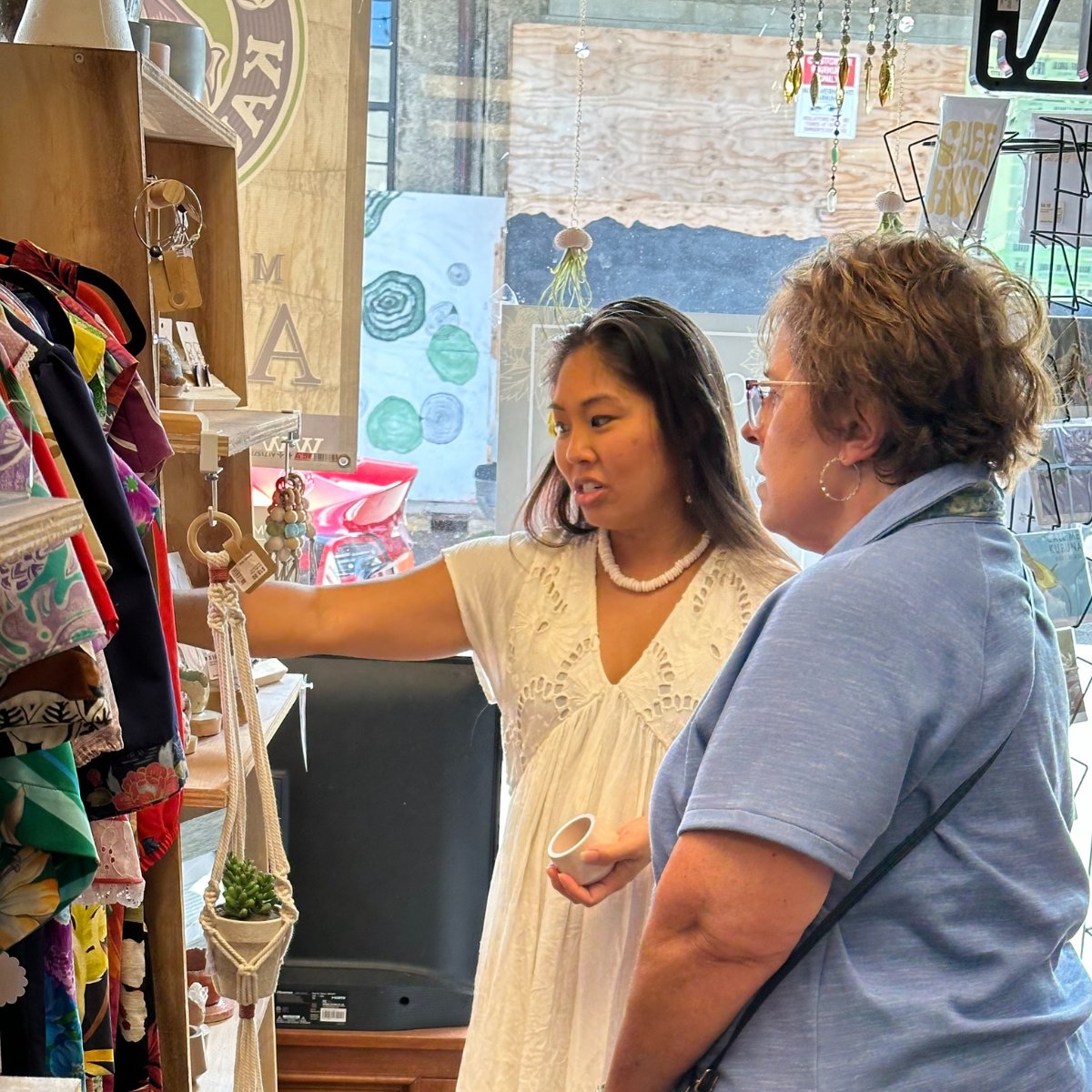 clfdceo's tweet photo. Over several busy days, I saw firsthand how Hawaiian Tel prioritizes community and culture on its journey to becoming the first fully connected state.

3/4 https://t.co/LG82jKCRjg