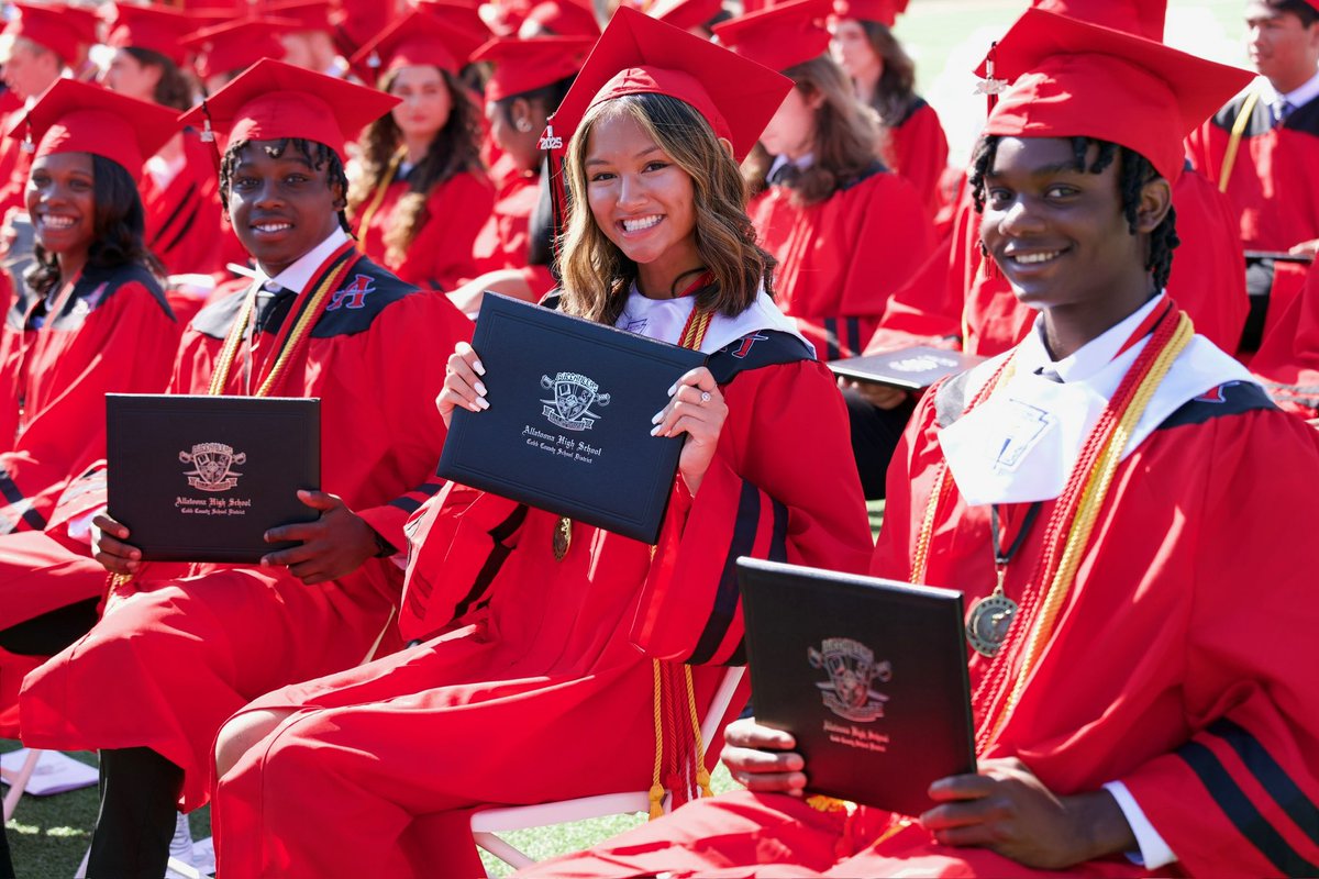 Setting sail towards bright futures! Congrats to the <a href="/allatoona_hs/">Allatoona High</a> Class of '25!