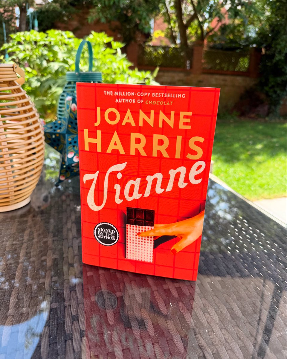 Charlotte Waite (@w8charlotte) on Twitter photo What a way to start the back holiday popped to the bookshop and found a signed copy! Thanks so much <a href="/Joannechocolat/">Joanne Harris</a> canāt wait to read this ā¤ļøš« What a way to start the back holiday popped to the bookshop and found a signed copy! Thanks so much <a href="/Joannechocolat/">Joanne Harris</a> canāt wait to read this ā¤ļøš«