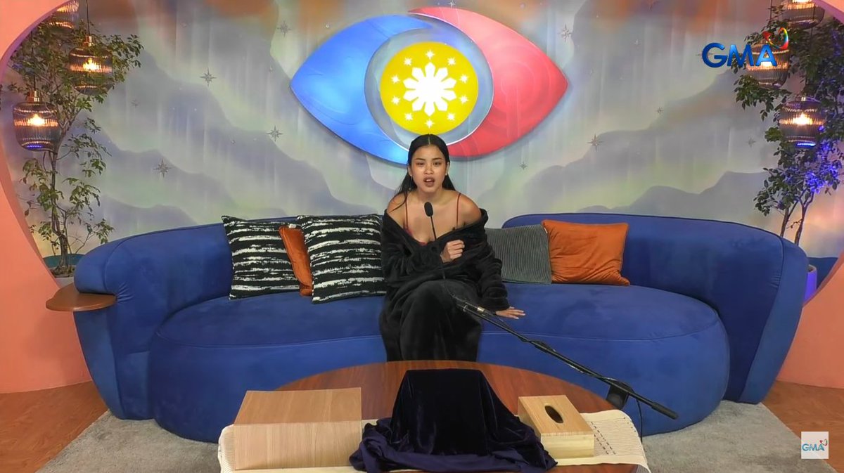 PangkatShuvee's tweet photo. She won the Intensity Challenge! Yeeey! 

SHUVEElieve IN YOU
#PBBCollabFinalDuoMedal https://t.co/61urmv4XBO
