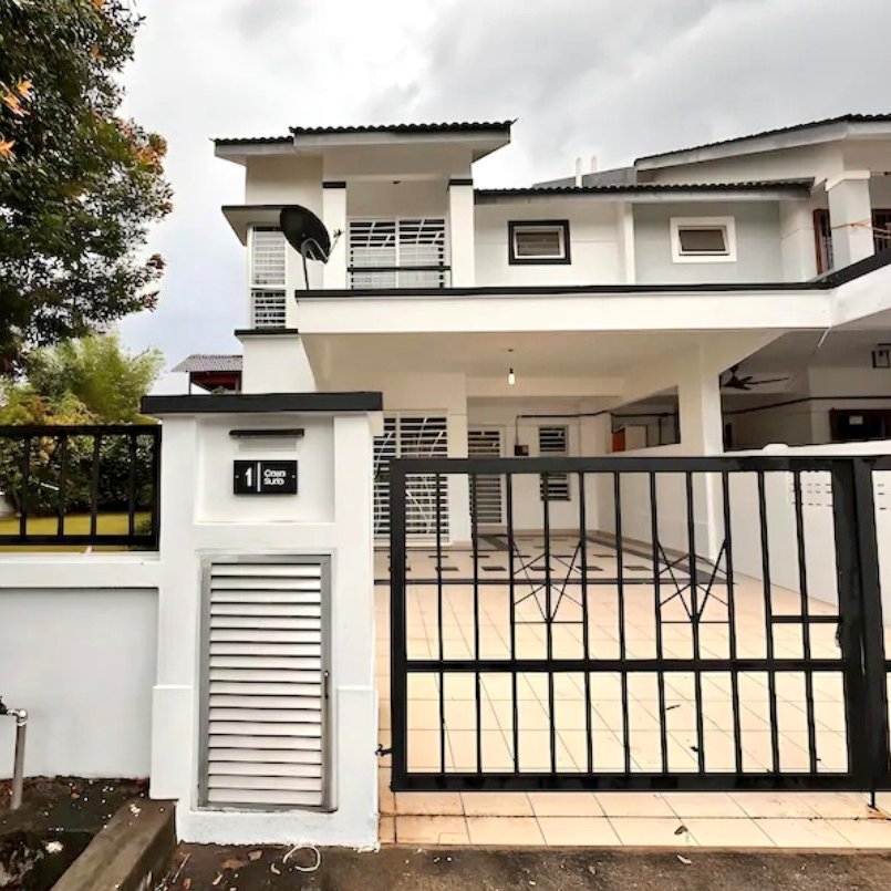 kar3yon's tweet photo. Alamak, tak free lah Ahad ni tapi still nak buat test, camner eh? 🤔

Jangan risau. Kami akan berada di Puncak Alam sehari awal pada hari Sabtu 24/05/2025 di Casa Suria Homestay bermula jam 2 petang. Feel free to contact either one of us to set an appointment. Kita adjust sampai jadi, ok? ☺️

Fakri 👉🏻 https://t.co/4LAL7NJnwg
Fitry 👉🏻 https://t.co/V9lsRBzR1l
Muchi 👉🏻 https://t.co/oA4rwhTjWb
Ezanie 👉🏻 https://t.co/XC33Qm9mkZ

As usual, kita ada ruang yang sangat selesa untuk buat test - kat dalam bilik berasingan, non-sharing, bukan kat ruang tamu. So don't worry about your privacy ya.

Casa Suria Homestay
1, Jalan Alam Suria 16/54, Alam Suria, 42300 Puncak Alam, Selangor

https://t.co/DvEECZSI6r

See you guys tomorrow!!! Jangan lupa share info ni ya ♥️♥️♥️

@klass_my 
@tweetpuncakalam 
@TwtSaujanaUtama 
@TengkuFitry95 
@firfies