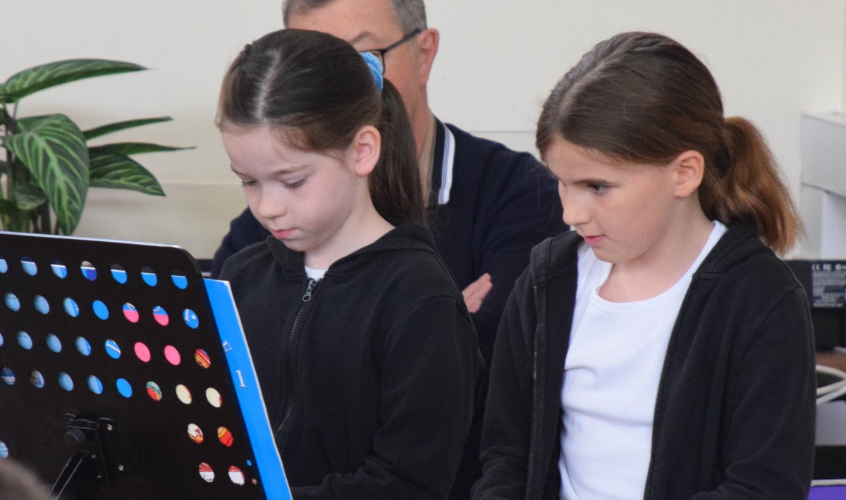 Newburgh Primary tweet media