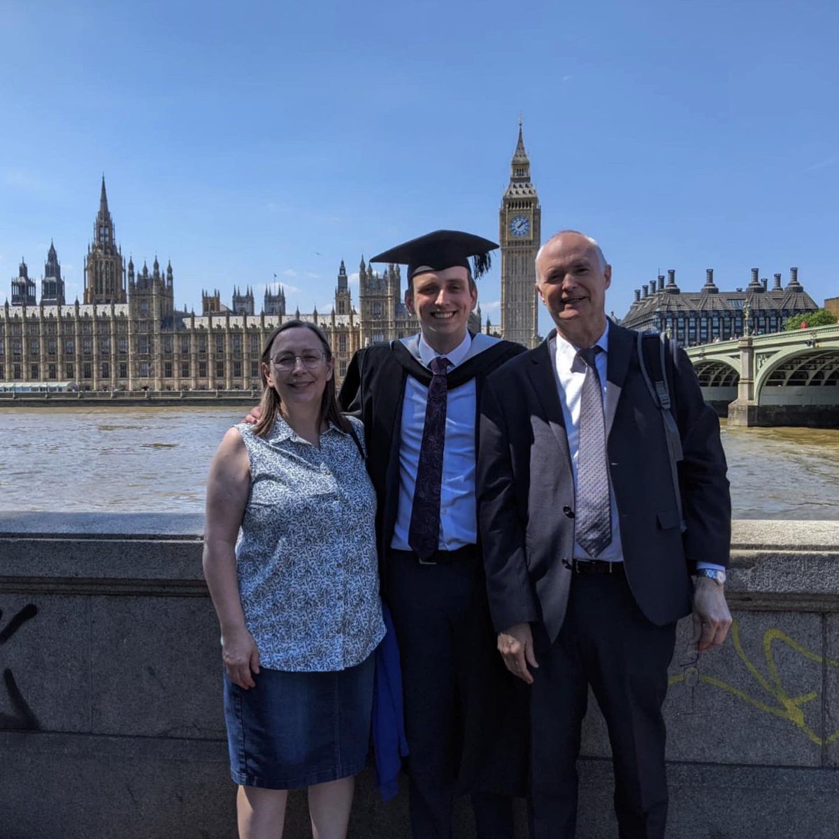 PhilipHutch98's tweet image. Proud to have graduated from UCL with a distinction in my MSc in Security Studies 🥳
I now have a DipHe, BA, PGCE and MSc 😮
There is a world to be changed and I will keep using all I have learned to do what I can to make this world better for all.