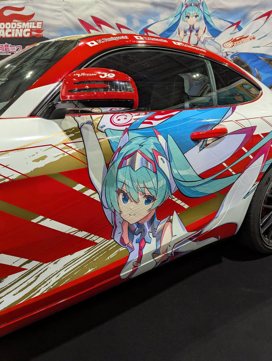 Chryptonite's tweet image. まさかイギリスで本物のGSR車両が見れるとは🥹🥹🥹 #fightgsr #SPA24H