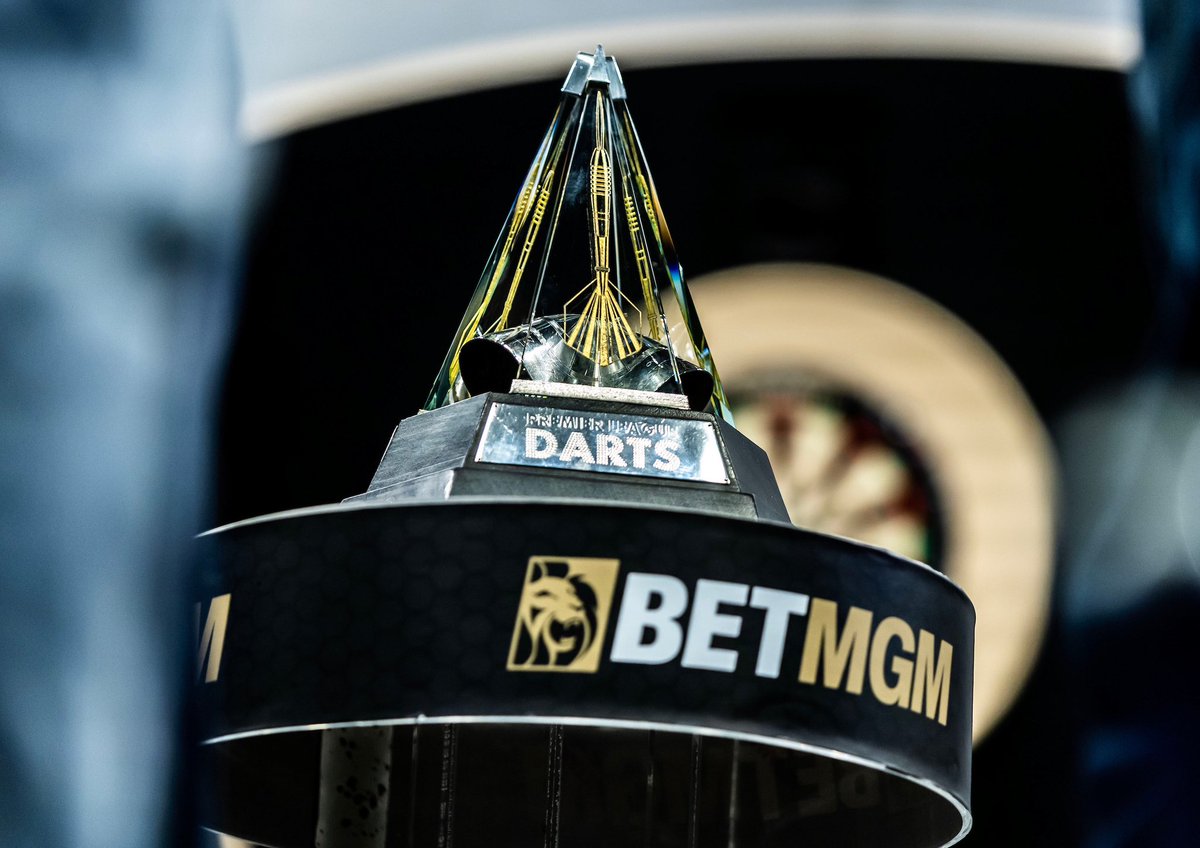 Congratulations to <a href="/LukeTheNuke180/">Luke Littler</a> on last night’s win🏆🔥 
onto the play-offs next week! 

<a href="/OfficialPDC/">PDC Darts</a> #officialpartner