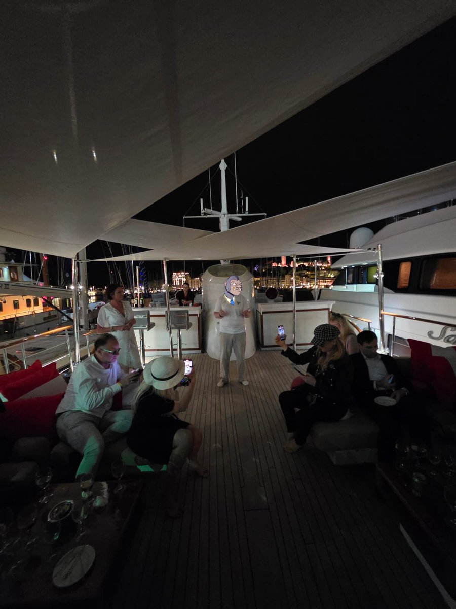 Portl CTO Shlug TLDRing the film industry leaders on how the app is going to revolutionize the events, bookings and SocialFi space in not only Cannes and Monaco, but globally. 

If you are in Cannes this week or Monaco at the weekend and would talk all things Portl drop