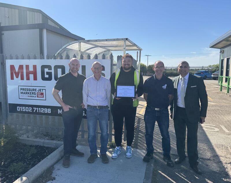 Staff training and coaching is an incredibly important part of MH Goals and we’re delighted that Luke our warehouse manger has just completed his leadership and management training course with Nadeem from Smart Way Forward.