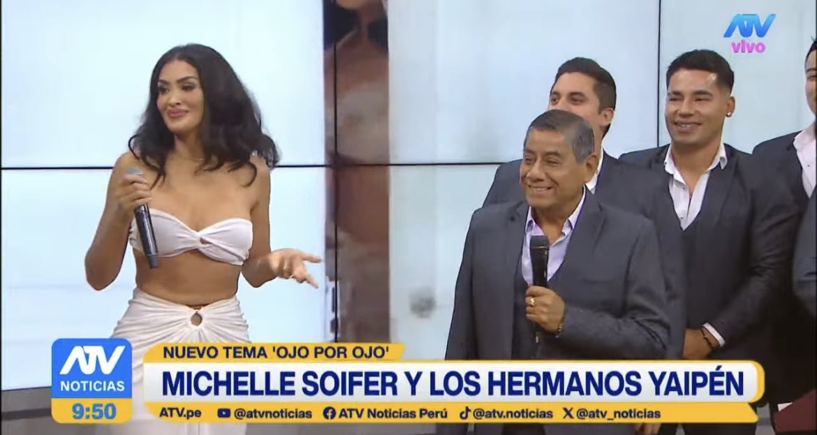 ATVPeFans's tweet photo. #ATVMatinal por #ATV:

EN VIVO: @MicheilleSoifer vuelve a los sets de @atvpe https://t.co/I1OgRdWKfg