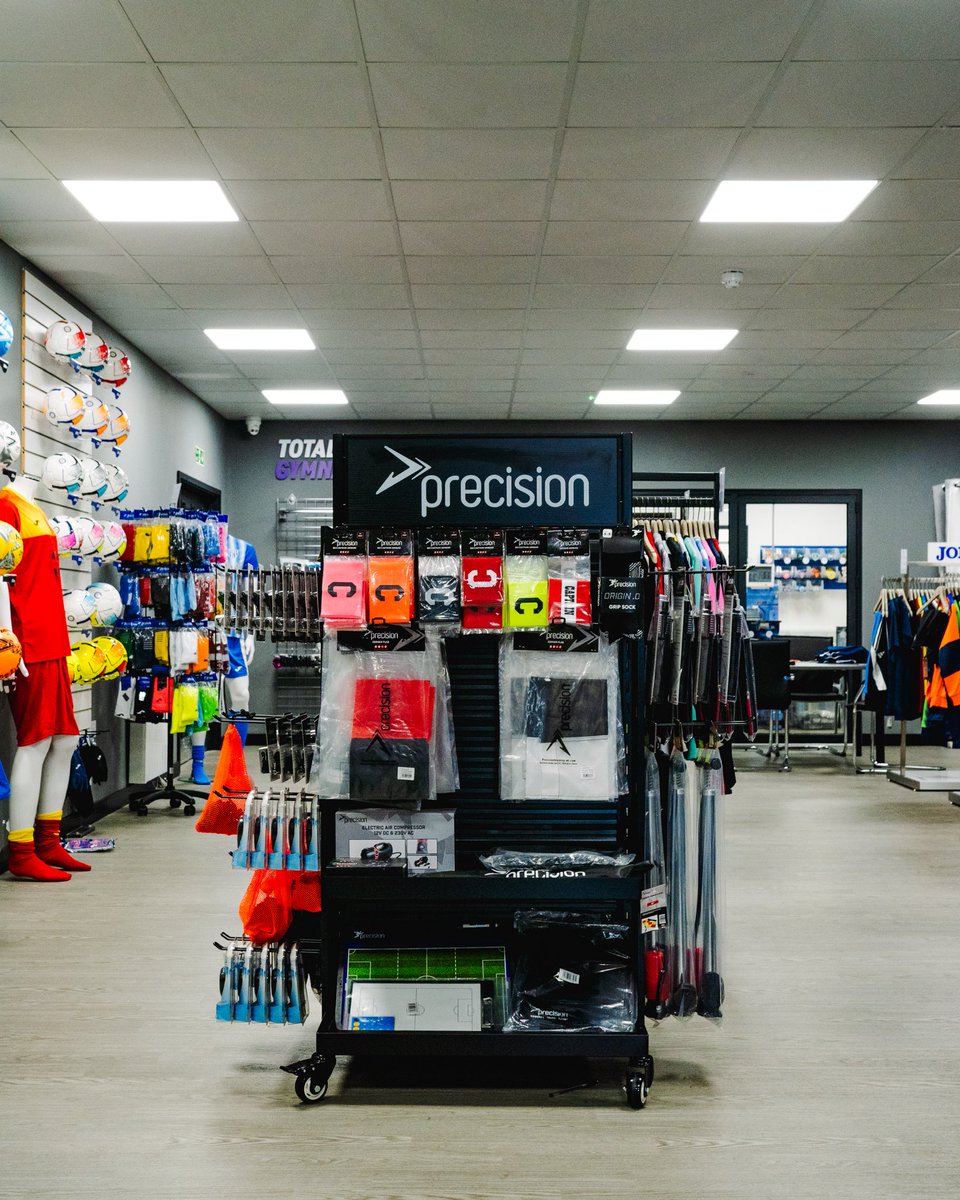 tftotalfootball's tweet image. Precision Sports Equipment

We stock in store and sell online a huge range of @PrecisionGk sports equipment, ranging from cones and markers to medical kits and captain armbands.

We live and breath football ⚽️ 

#totalfootball #sportsequipment #tacticalequipment #football