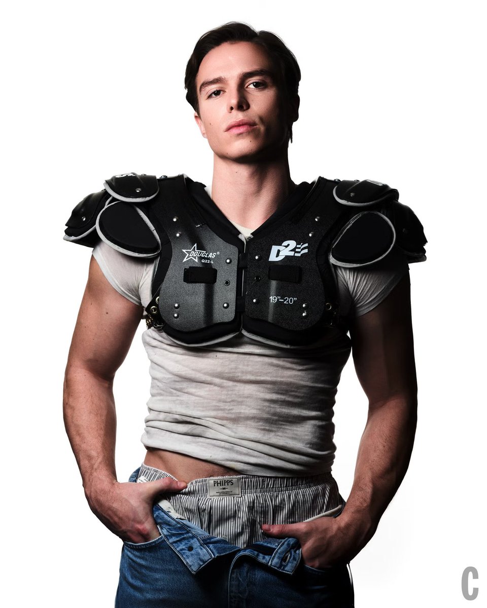 MALE ENERGY tweet media