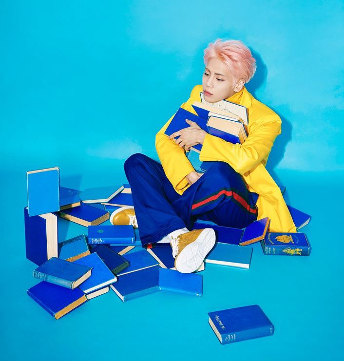 dailyjjonghyun's tweet image. 9 years ago, #JONGHYUN’s first full album She is was released.