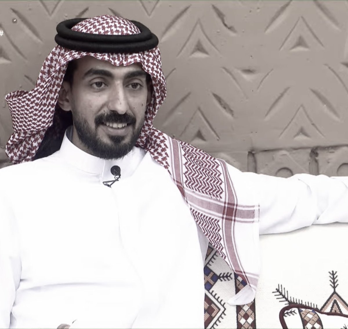 oeeq4's tweet photo. والله حبيت!
محمد مسفر وأخوه قدروا يجمعون بين روح الحضارة وعبق الماضي وحتى اختيارهم لـ الاماكن خيال بين  الطائف وجمال الباحة والله ايلايكتتتتتتتت .

#نجوم_الواقع41 | #محمد_الغامدي https://t.co/X3wH4FMeRC