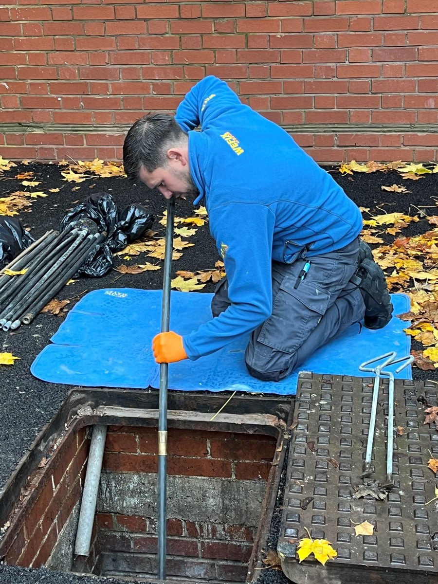 WeFix_London's tweet photo. Blocked drain? Weβve got it covered.
Our drainage engineers are available now to clear it fast and keep things flowing.
π Call: 0207 889 1111
π Visit: https://t.co/Ny9N5yp9Wj
#DrainageExperts #WeFixLondon #FastFix #WeFixWeCare #DrainageHelp https://t.co/rooYUgrDT3