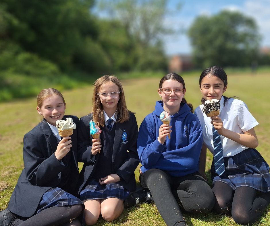 HEADTEACHERS BULLETIN 

Last week of term and we have: 

• Year 11 revision masterclass sessions, 
• Great term effort from all students, 
• Half term activity ideas 

Read all here: ivanhoe.co.uk/user_uploads/f…