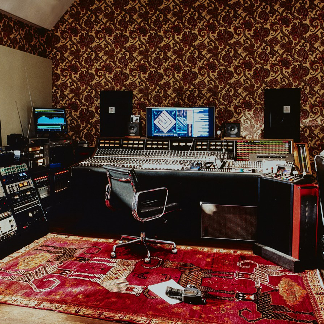 Miloco Studios (@milocostudios) on Twitter photo For this week’s #FeatureFriday we’re in Hamburg – dropping into Clouds Hill Studio! This Hamburg-based residential comprises of a Neve Room, API Room and accommodation for up to 12 guests
Info: milocostudios.com/studios/clouds…
Enquiries 📩 bookings@miloco.co.uk For this week’s #FeatureFriday we’re in Hamburg – dropping into Clouds Hill Studio! This Hamburg-based residential comprises of a Neve Room, API Room and accommodation for up to 12 guests
Info: milocostudios.com/studios/clouds…
Enquiries đź“© bookings@miloco.co.uk