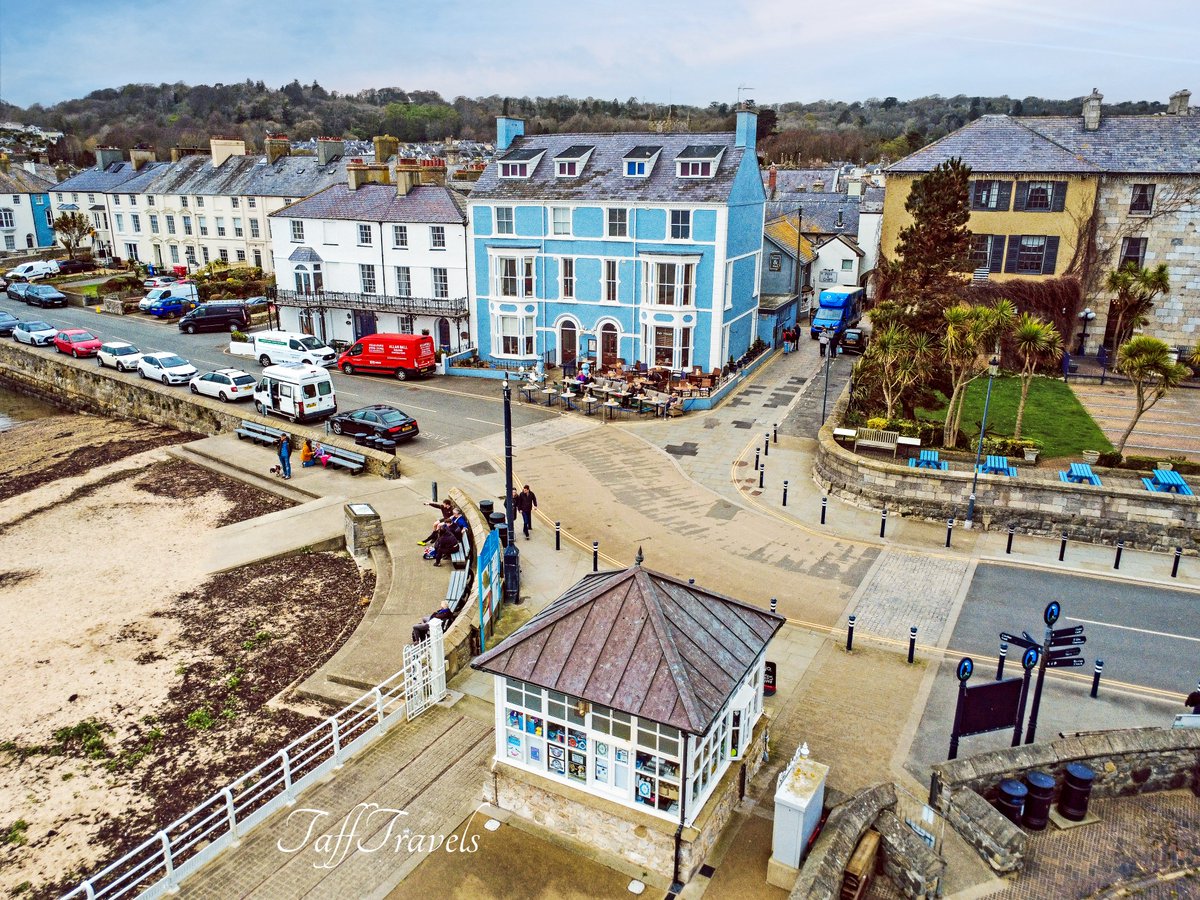 Antony Humphreys (@tafftravels) on Twitter photo Beautiful Beaumaris on The Menai Strait Nice selection of shops & pubs There is Beaumaris Castle, The Pier & Boat Rides to see the nearby Puffin Island or just sit outside the very friendly Pier House Bistro and watch the seagulls mug passers by for their ice creams <a href="/visitwales/">Visit Wales 🏴</a> Beautiful Beaumaris on The Menai Strait Nice selection of shops & pubs There is Beaumaris Castle, The Pier & Boat Rides to see the nearby Puffin Island or just sit outside the very friendly Pier House Bistro and watch the seagulls mug passers by for their ice creams <a href="/visitwales/">Visit Wales 🏴</a>