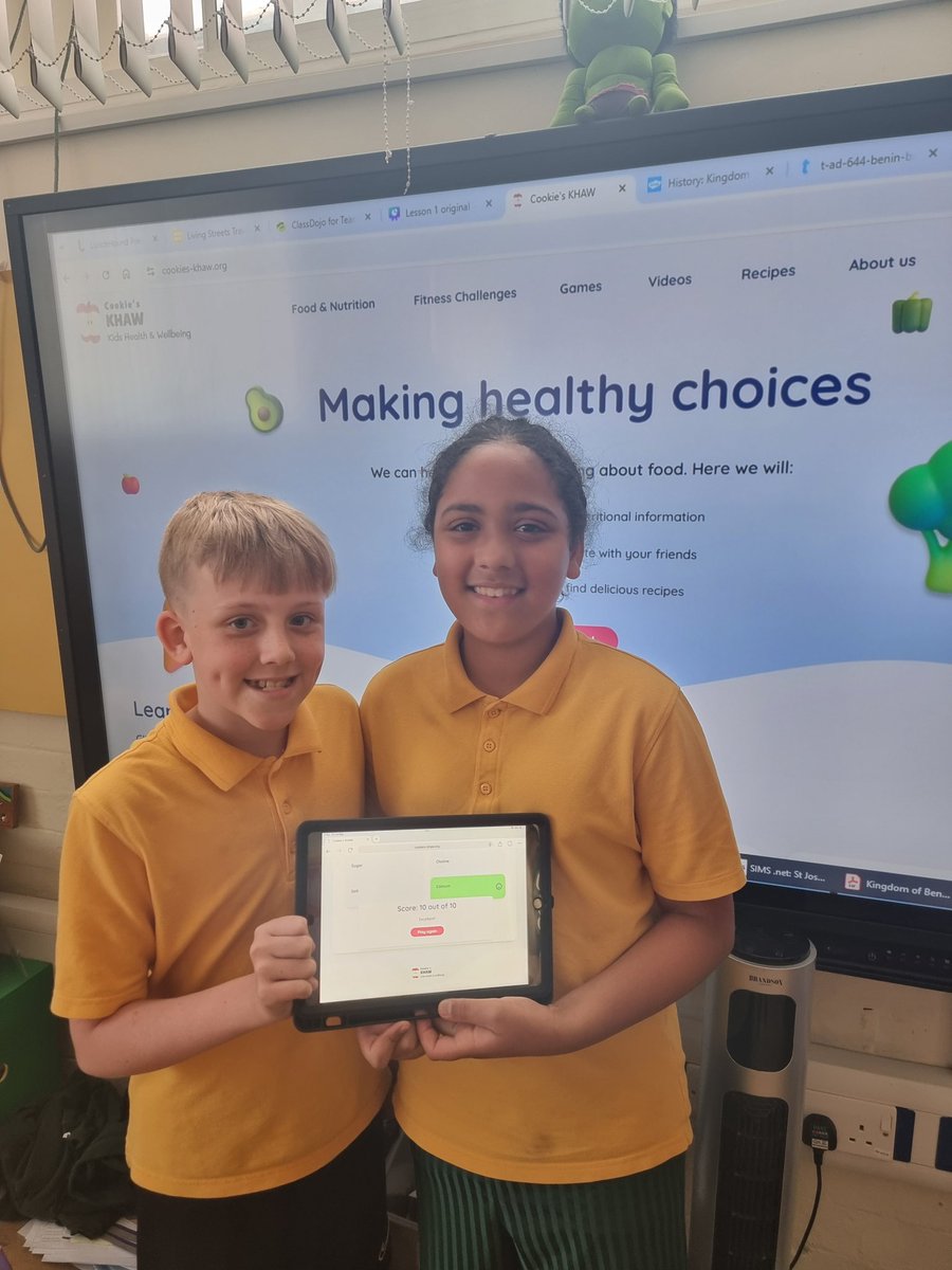 CookieKhaw's tweet image. Great first session at @StJosPri this morning. Looking forward to the next 💻🥑🍎🏉
@TCFRotherham