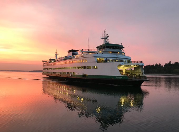 Thứ sáu vui vẻ trước một kỳ nghỉ cuối tuần, Ferry