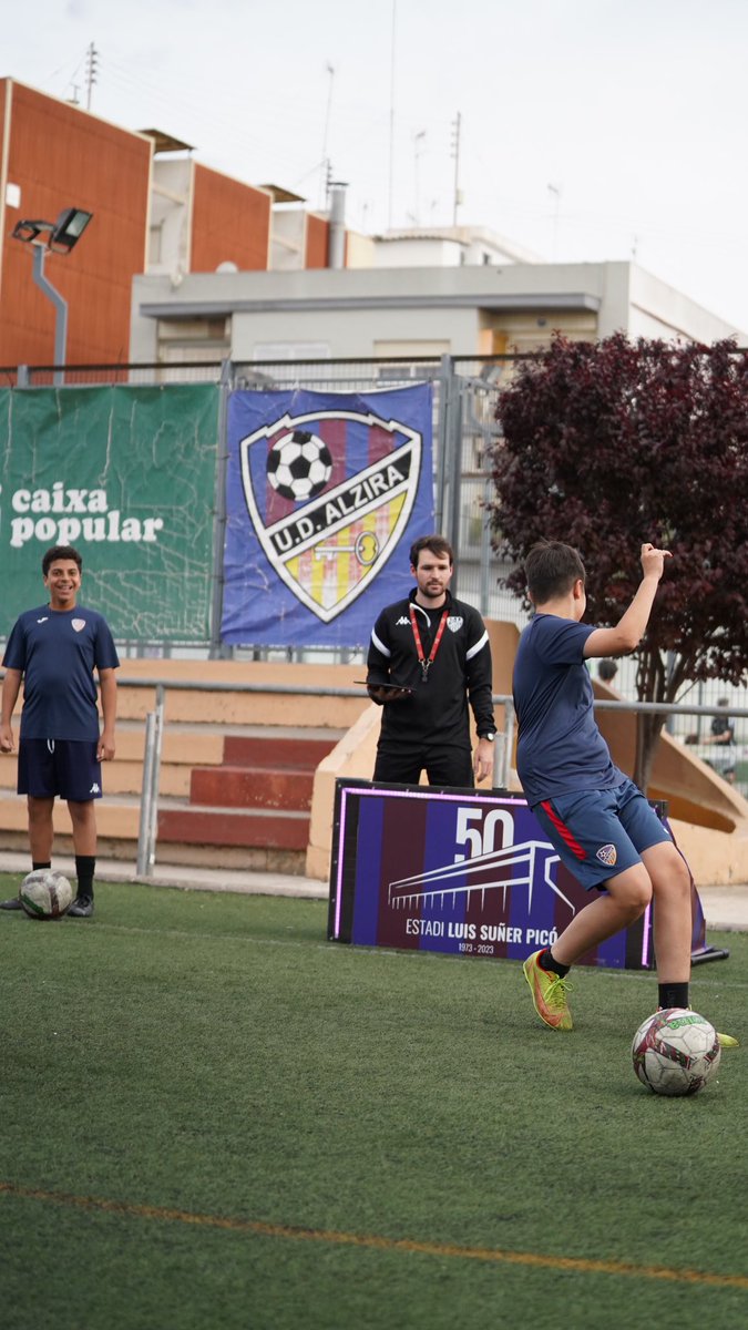 UDAlziraFB's tweet photo. 🤙🏼 @VoonSports 🤪 https://t.co/JWO8rQoAno
