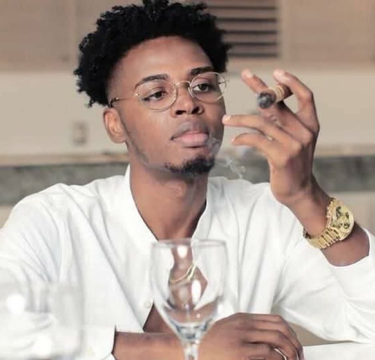 JmcNICS's tweet photo. Picasso wayòm nan                Picasso ghetto a https://t.co/v0OfQrRH9B