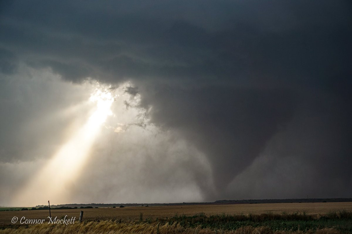 On this day 1 year ago:

The greatest chase of my chasing career. Eldorado, Oklahoma, May 23rd, 2024. #okwx