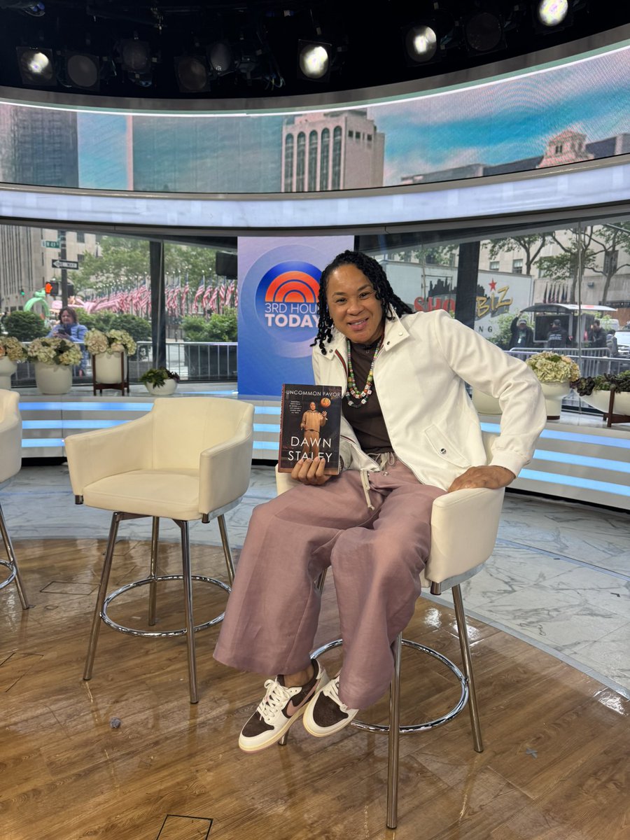 dawnstaley tweet media