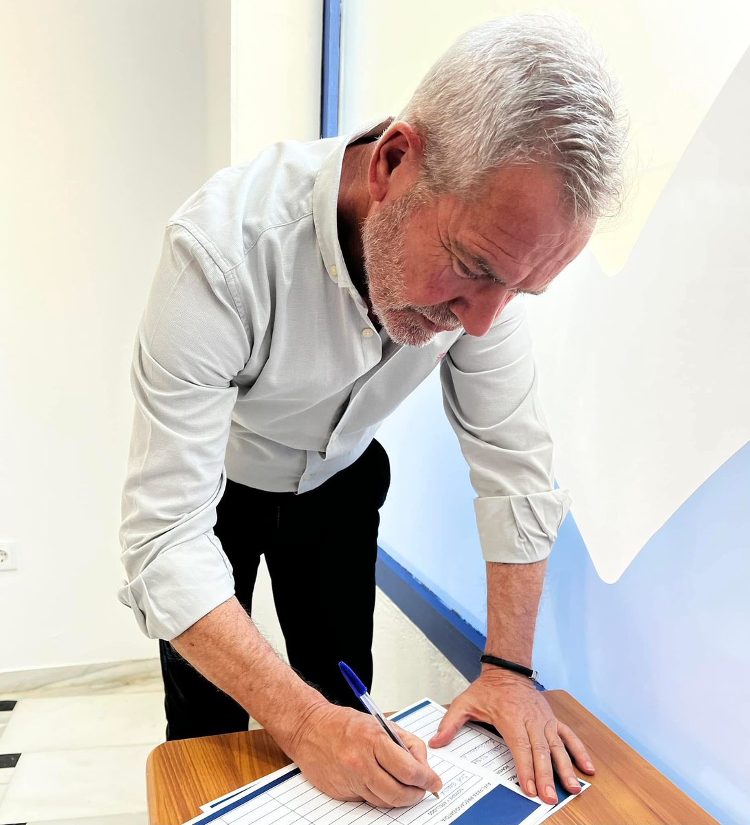 Mi apoyo a la candidatura de <a href="/NunezFeijoo/">Alberto Núñez Feijóo</a> para el Congreso Nacional. 
España necesita recuperar su rumbo con un líder creíble, responsable y honesto.