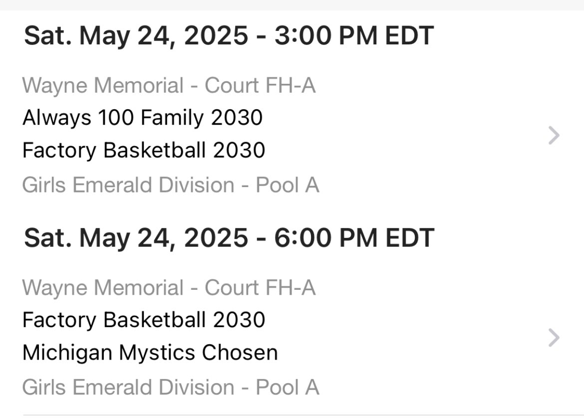 AlexFuhs2030's tweet image. 🎥’s from The Smoke. Our 2030 team went 2-1. 16 ppg (25 pt high) and against some box-and-1. Now 🏀 (3 games) +⚽️ (2 games) all this Saturday 👀. Dad says Deion Sanders? Idk who that is. 🤷♀️