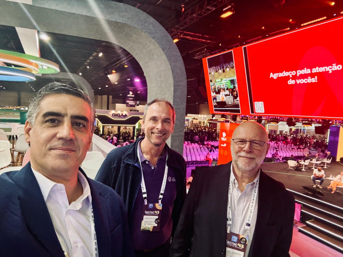 CabaseAr's tweet image. 📍CABASE participó en #LACNIC43 y #ABRINT en San Pablo, dos espacios clave para la interconexión regional, el debate de políticas públicas y el intercambio con cámaras colegas.

👉 Seguimos impulsando una Internet más interconectada, federal y competitiva.