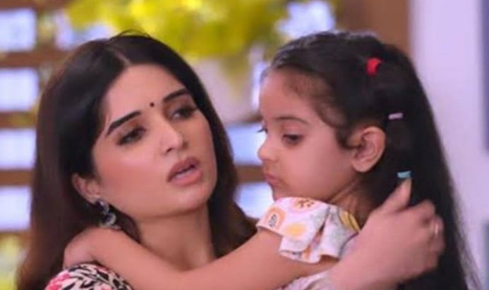 samshine168's tweet photo. That chomuri and disgusting daughter copy cats they can never match og pari mamma savi #yrkkh #GhumHaiKiskeyPyaarMeiin  #Saraj https://t.co/kfznmrnr1Z