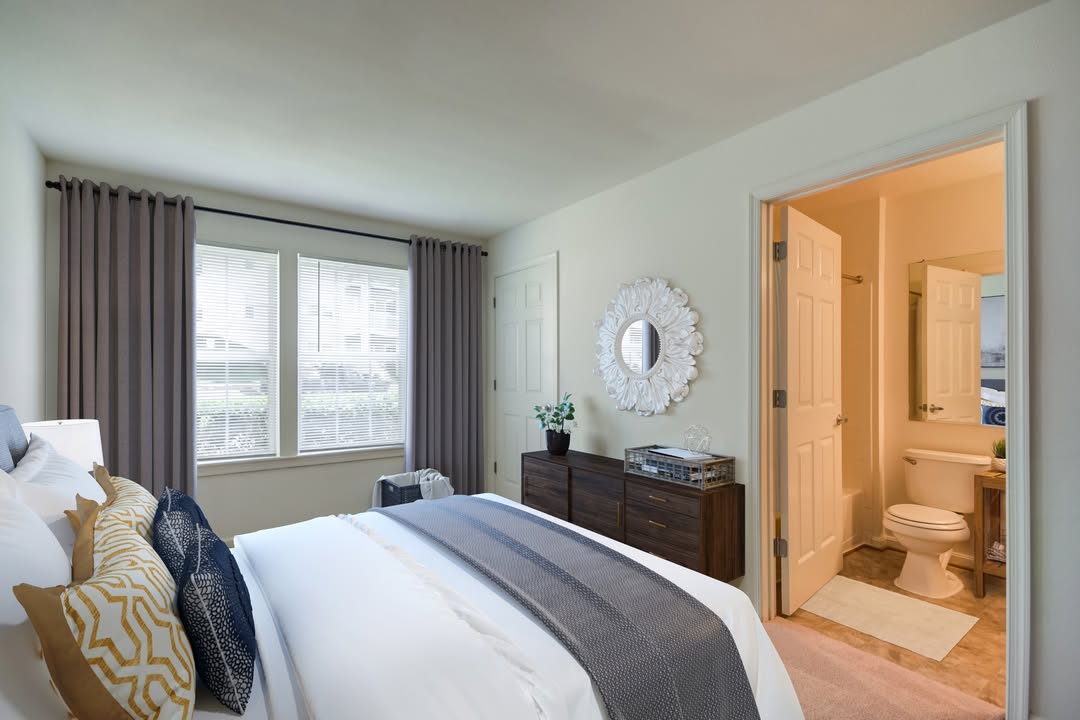 SangerPlace's tweet photo. Happy Friday! Dreaming of a new apartment? Now is the time to make it a reality. Call us now at 703-495-8484 to schedule a tour! 

#springintosangerplace https://t.co/SKjMjJiz3S