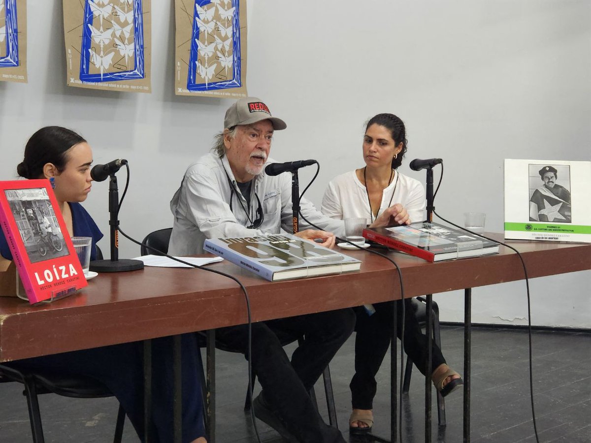 📷 En la tarde de ayer tuvo lugar el conversatorio «Un retorno a Cuba y a las raíces ancestrales del Nuevo Mundo», dedicado a la obra del fotógrafo Héctor Méndez Caratini. El artista donó a la institución varios de sus catálogos con algunos de sus ensayos fotográficos.