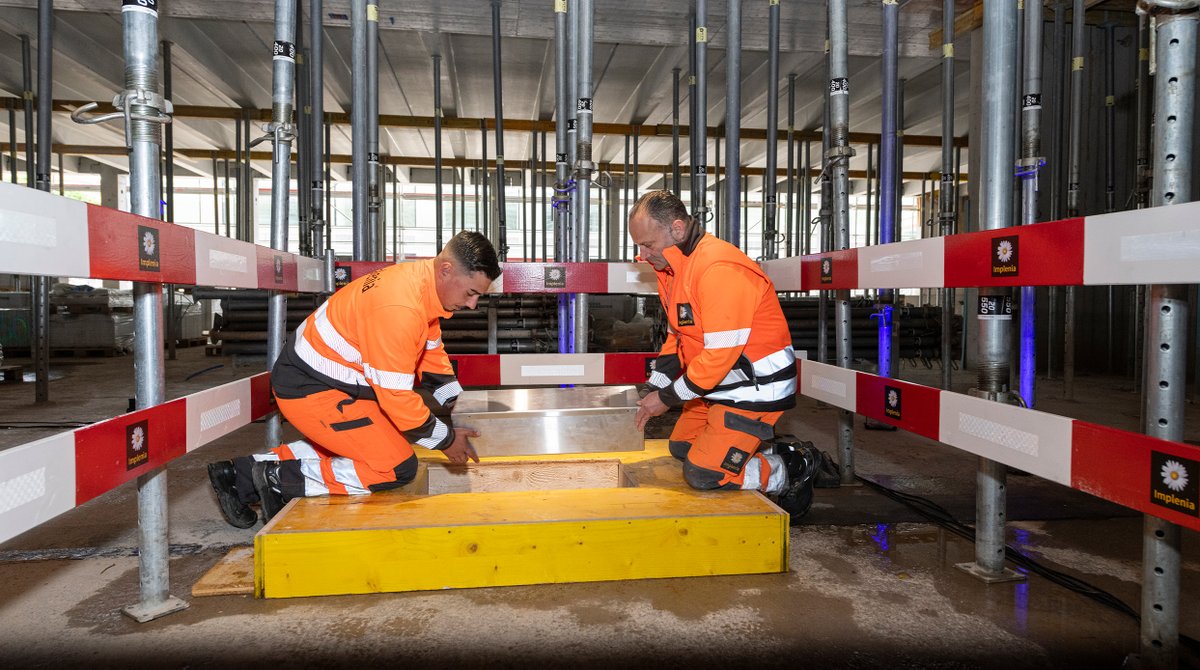 Department of Biomedicine (@depbiomedicine) on Twitter photo 🚧 The Department of Biomedicine is entering a New Era! The foundation stone for the new <a href="/DepBiomedicine/">Department of Biomedicine</a> building has been laid — a hub for innovation, collaboration & sustainability is set to open in 2031.
📰 Full story: biomedizin.unibas.ch/en/newsdetails…
#Science #Research #Basel 🚧 The Department of Biomedicine is entering a New Era! The foundation stone for the new <a href="/DepBiomedicine/">Department of Biomedicine</a> building has been laid — a hub for innovation, collaboration & sustainability is set to open in 2031.
📰 Full story: biomedizin.unibas.ch/en/newsdetails…
#Science #Research #Basel