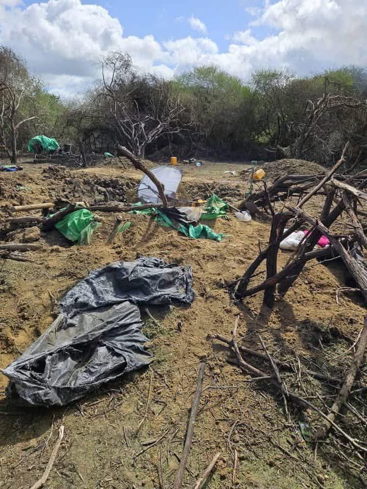 LeMajor254's tweet photo. #Jubbaland Regional Special  and  #Somalia’s #DANAB commandos  killed dozens of #Alshabab militants and recovered a large amount of weapons and ammunition in the Lower Jubba region, according to security officials on the ground. https://t.co/TbL2QxJYKl