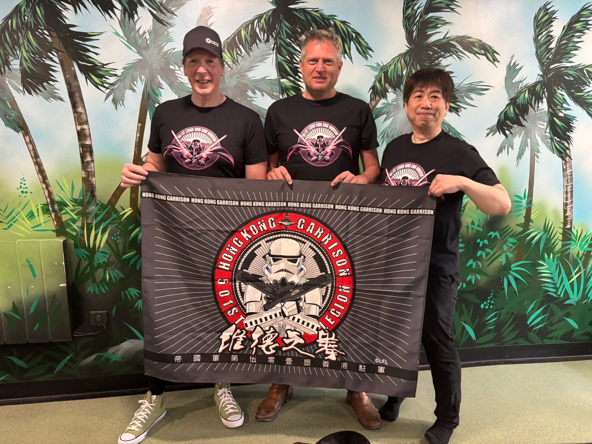 ukgarrison's tweet photo. π One Legion. One Purpose.
At Celebration Japan, a UKG trooper teamed up with the Hong Kong Garrison. Now, we're proud to be trooping alongside one of their members here in Liverpool.
Different countries. Same Empire.
#UKGarrison #501stLegion #OneLegion #HongKongGarrison https://t.co/gmSYg3UdJZ