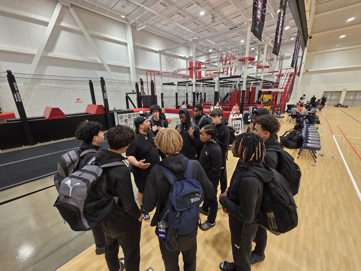 HoopSquadFamily_2028 (@hoopsquadf36227) on Twitter photo Wishing a Happy Birthday to Coach Watson 🏀
#HoopSquadFamily2028
#KCK
#KCRedstorm (Watson) 15U
<a href="/KCRedStorm/">KC Red Storm</a> Wishing a Happy Birthday to Coach Watson 🏀
#HoopSquadFamily2028
#KCK
#KCRedstorm (Watson) 15U
<a href="/KCRedStorm/">KC Red Storm</a>