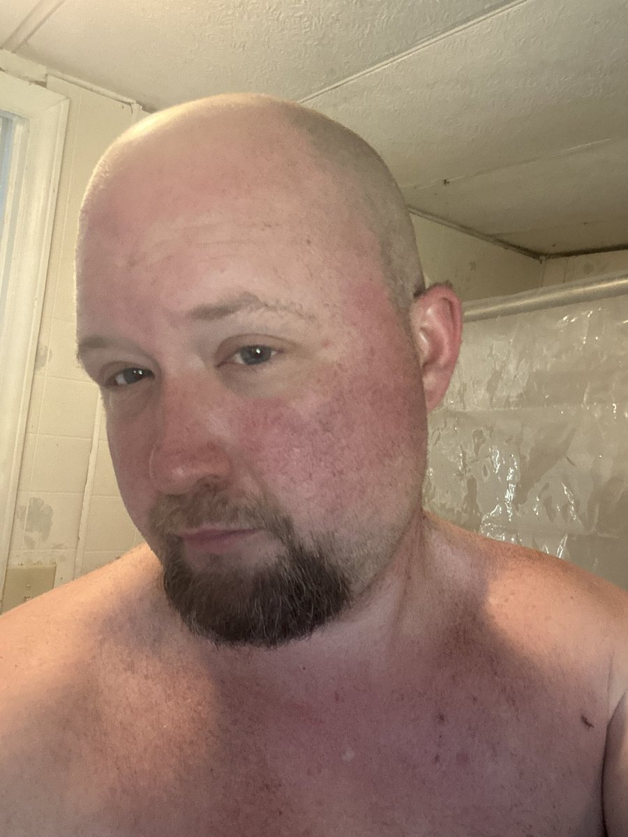 Securityguy0310's tweet image. How y’all doing this morning X??

I got to see my son last night and gentlemen don’t kiss and tell but life is going well that way. 😊 ☺️ 

#podcastideas
@SpartanburgCity 
#singlefathermode
#alwaysatwork