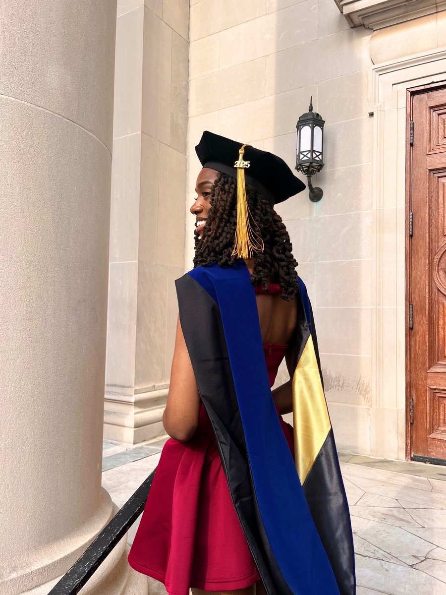 after 4.5 years I’ve officially joined the 7% of Black Women that has a Ph.D. in a STEM related field!!!!

Dr. Aziza (the chemist 👩🏾‍🔬)