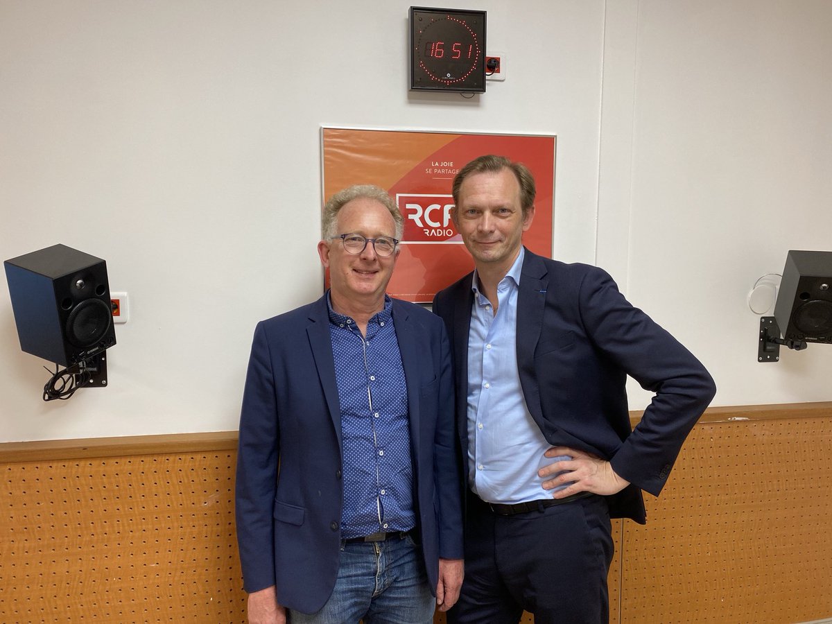 Un léger parfum d’émission radio flotte dans l’air #OnAir #EmissionCulte