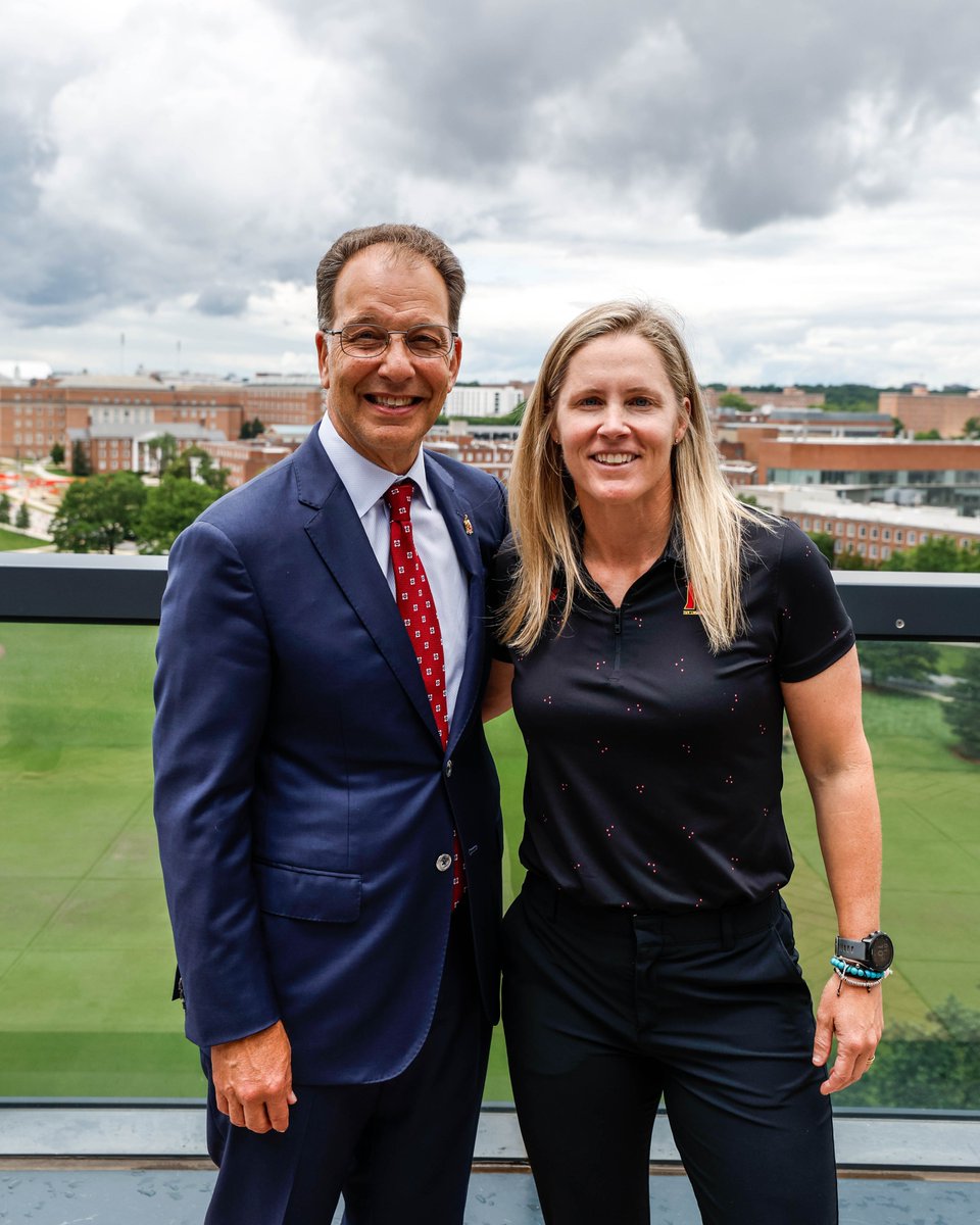 Excited to welcome our new Athletic Director Jim Smith to College Park!  

#TerpTennis