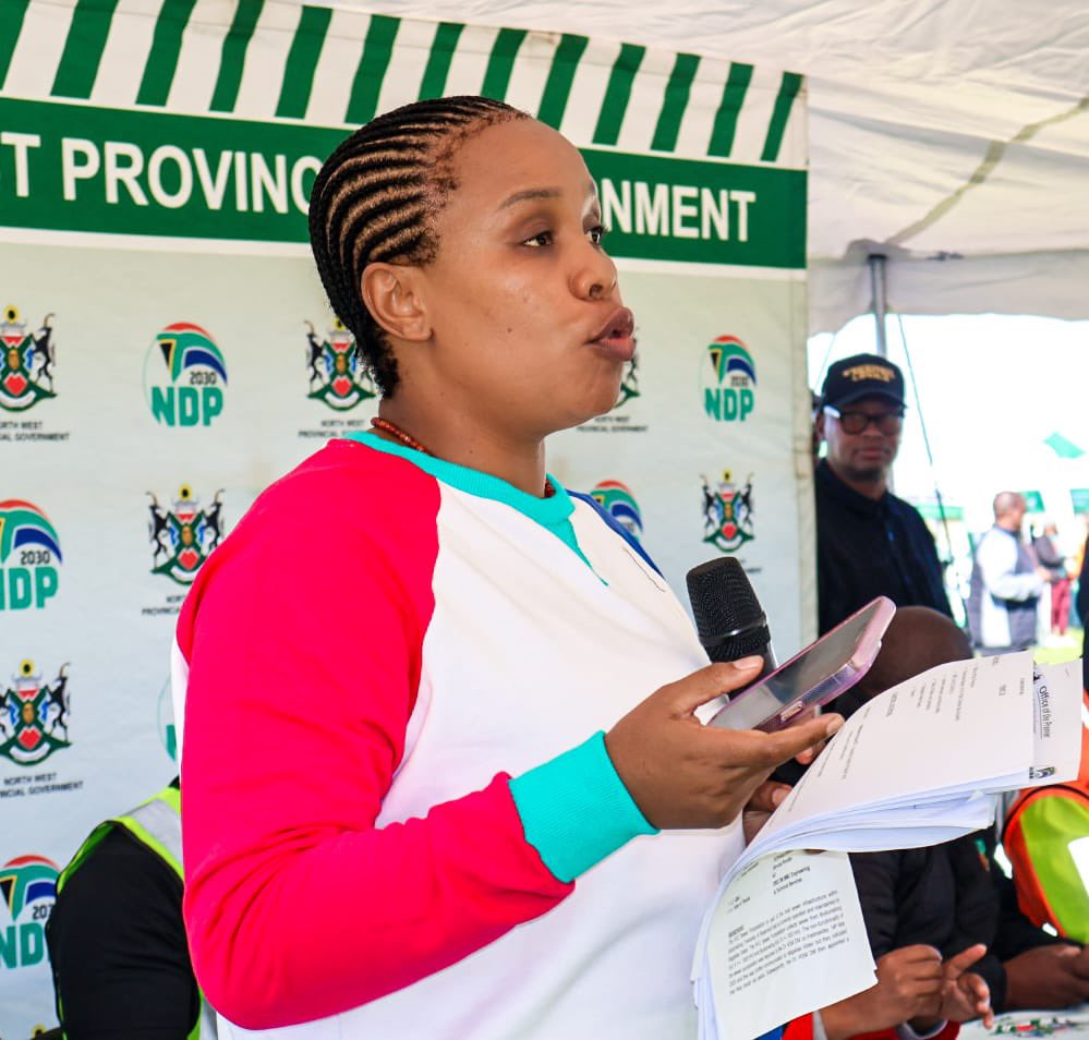 Today marks the final leg of Phase Four of the Thuntsa Lerole Service Delivery Programme at Lekwa-Teemane Local Municipality. Standing in for the Public Works Portfolio, we conducted key oversight visits in Bloemhof to monitor water reticulation, roads &amp; infrastructure projects.