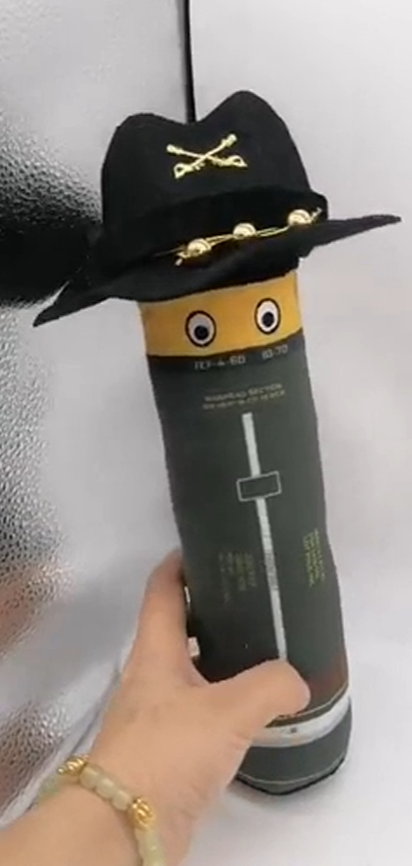 Chieftain_armor's tweet photo. First prototype complete. Still needs a little work with the hat, but happy enough with the rest. https://t.co/MemPrSBiVl